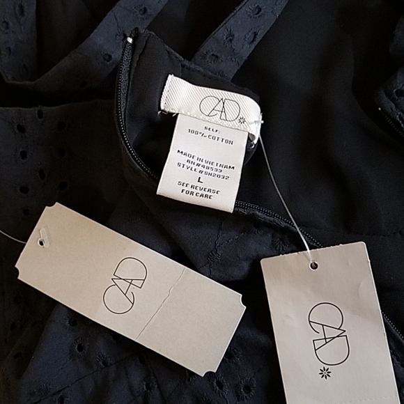 Cad eyelet dress  e18 - Picture 5 of 8